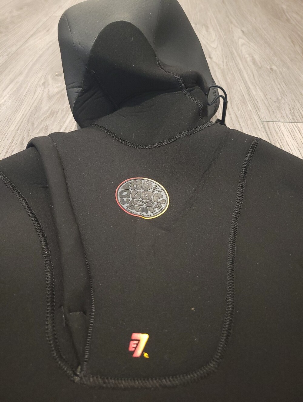 Rip Curl E7, Flash Bomb, "Heat Seeker" 5/4 size Large Wetsuit - Picture 15 of 16